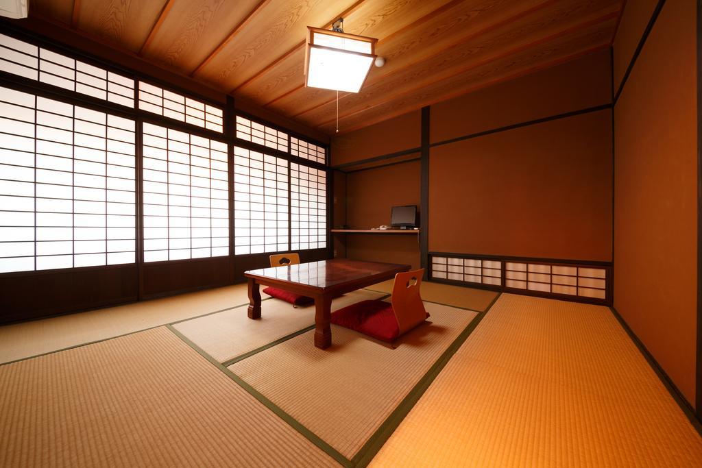 Yufuin Ryokan Tadaima Экстерьер фото