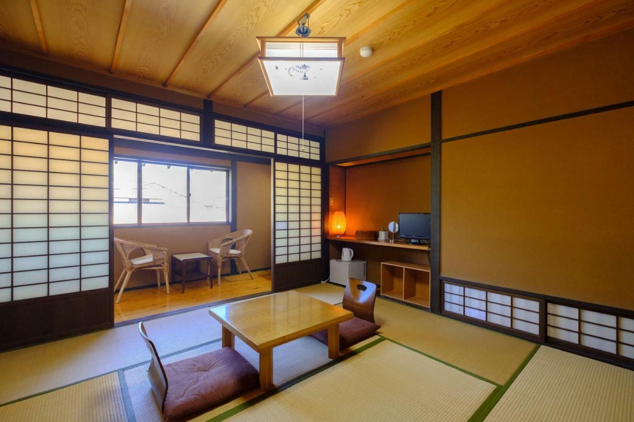 Yufuin Ryokan Tadaima Экстерьер фото