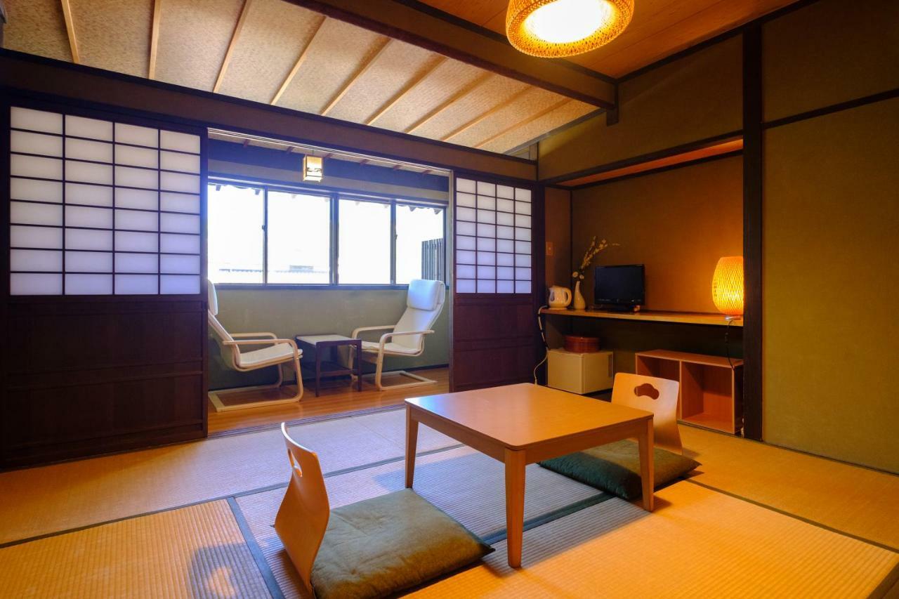 Yufuin Ryokan Tadaima Экстерьер фото